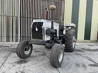 White field boss 2-105 oldtimer tractor - afbeelding 12 van  25