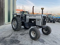 White field boss 2-105 oldtimer tractor - afbeelding 20 van  25