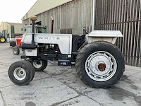 White field boss 2-105 oldtimer tractor - afbeelding 24 van  25