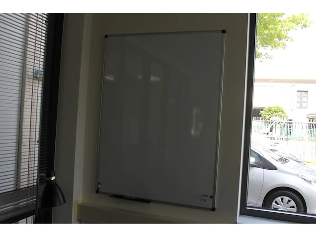 Whiteboard 90 x 120 cm - afbeelding 1 van  2
