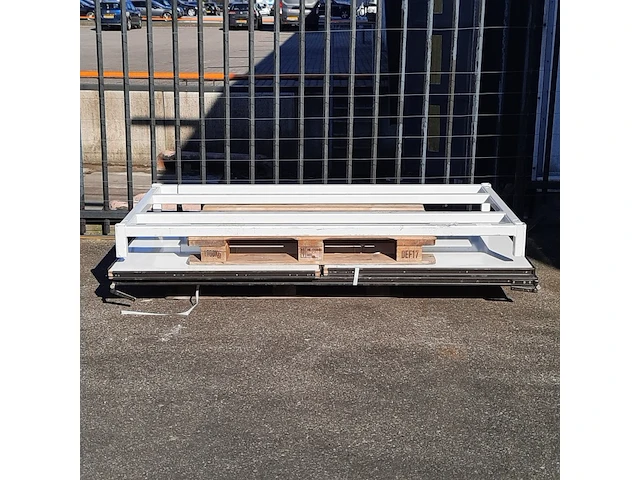 Whiteboard en een metalen onderstel - afbeelding 1 van  6