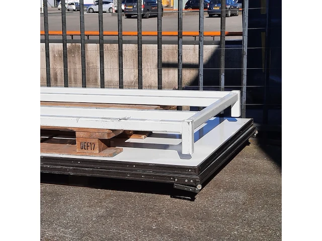 Whiteboard en een metalen onderstel - afbeelding 2 van  6