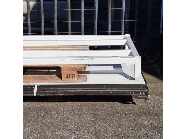 Whiteboard en een metalen onderstel - afbeelding 3 van  6