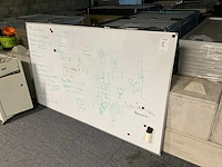 Whiteboard - afbeelding 1 van  3