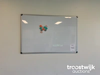 Whiteboard - afbeelding 1 van  2