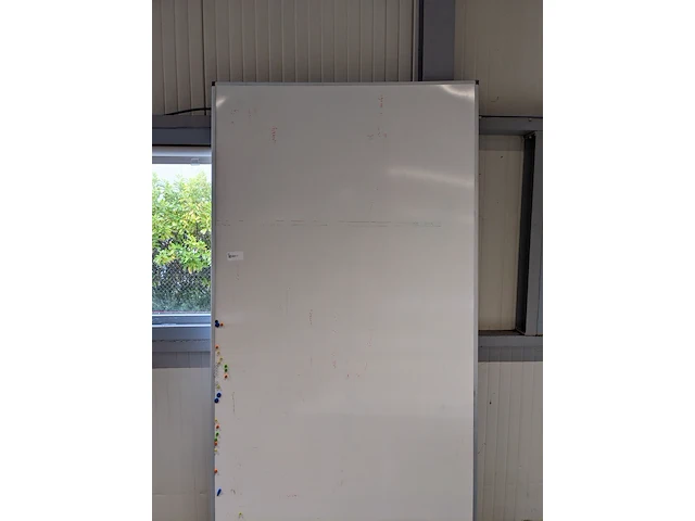 Whiteboard - afbeelding 2 van  2