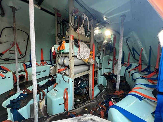 Whittaker ca5400 reddingsboot “lifeboat” - afbeelding 6 van  24