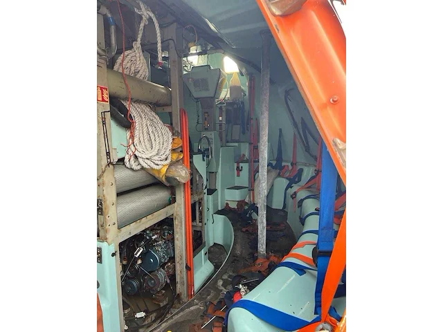 Whittaker ca5400 reddingsboot “lifeboat” - afbeelding 17 van  24