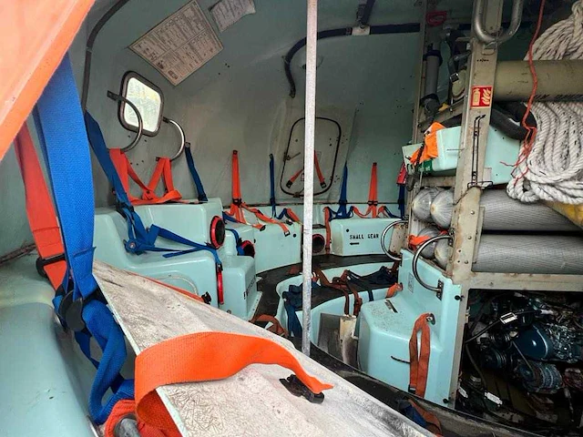 Whittakerq ca5400 reddingsboot “lifeboat” - afbeelding 6 van  26