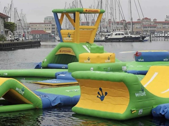 Wibit - compleet aquapark met toebehoren - combinatie kavels 2 t/m 107 - afbeelding 3 van  6