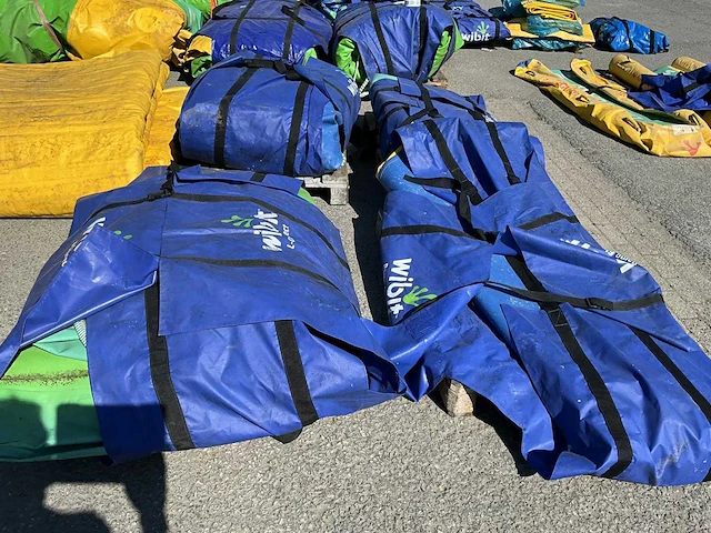 Wibit - compleet aquapark met toebehoren - afbeelding 20 van  26