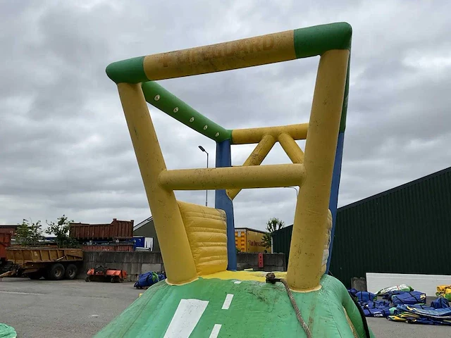 Wibit - lifeguard tower - aquapark strandwacht toren (c) - afbeelding 7 van  9