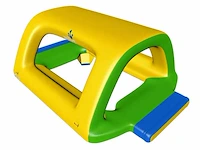 Wibit - monkey bars - aquapark speeltoestel (c)