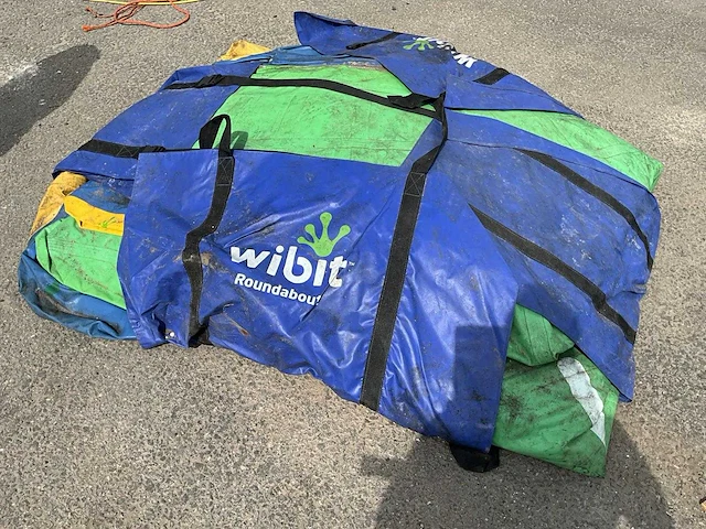 Wibit - roundabout - aquapark speeltoestel (c) - afbeelding 5 van  8