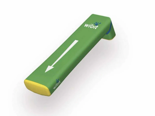 Wibit - slider - aquapark speeltoestel (c) - afbeelding 1 van  4