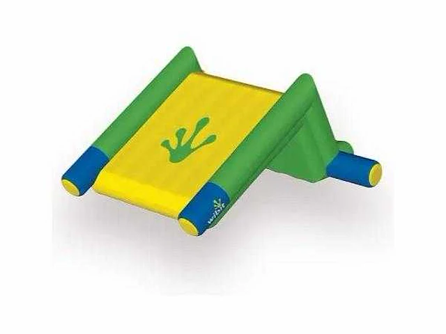 Wibit - splasher - aquapark speeltoestel (c) - afbeelding 1 van  2
