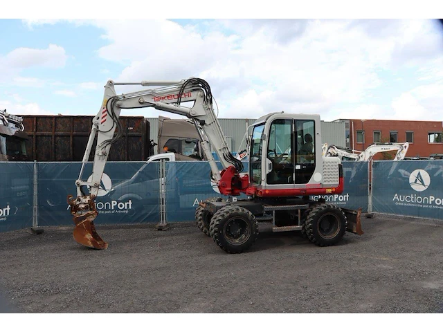 Wielgraafmachine takeuchi tb175w diesel 2011 - afbeelding 1 van  1