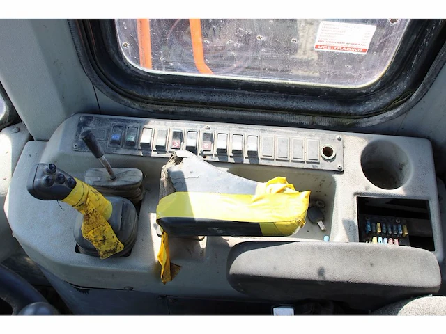 Wiellader daewoo mega400-v - bj2005 - afbeelding 16 van  32
