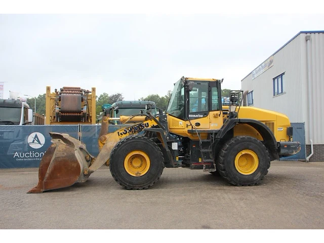 Wiellader komatsu wa380-7 diesel 2016 - afbeelding 1 van  1