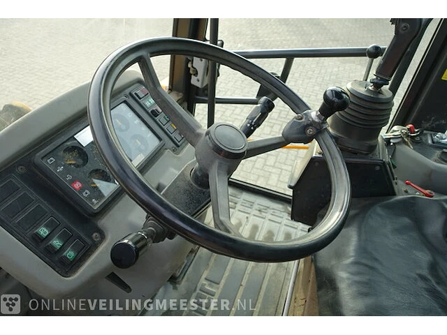 Wiellader kramer, allrad 420 serie2, bouwjaar 2003 - afbeelding 13 van  47