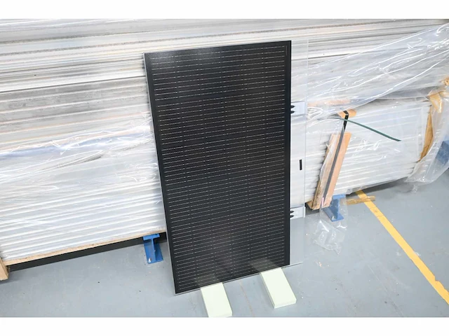 Wienerberger wevolt x-roof 111w zonnepanelen solardak (65x) - afbeelding 1 van  7