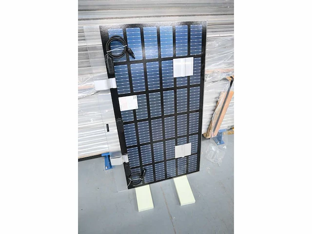 Wienerberger wevolt x-roof 111w zonnepanelen solardak (65x) - afbeelding 3 van  7