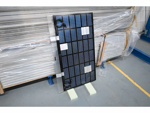 Wienerberger wevolt x-roof 111w zonnepanelen solardak (65x) - afbeelding 4 van  7