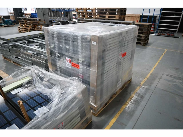 Wienerberger wevolt x-roof 111w zonnepanelen solardak (65x) - afbeelding 7 van  7