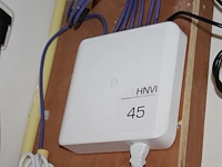 Wifiversterker unifi met verdeler network light 16 poe. - afbeelding 1 van  2