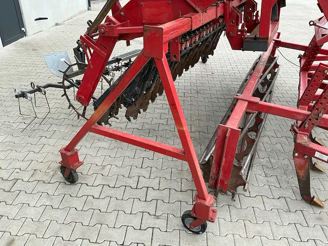 Wifo cultivator met pijpen zaaimachine - afbeelding 9 van  26