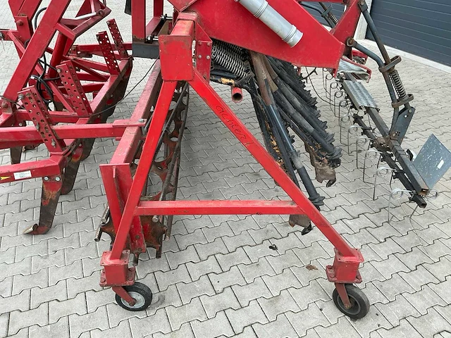 Wifo cultivator met pijpen zaaimachine - afbeelding 11 van  26