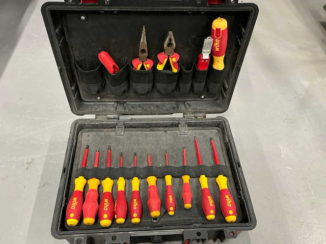 Wiha koffer met elektra gereedschappen - afbeelding 2 van  5