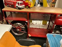 Wijnkast motor decoratie - afbeelding 1 van  4