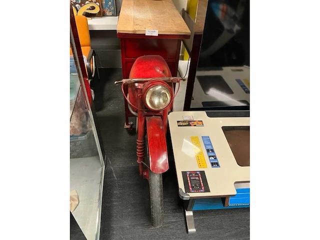 Wijnkast motor decoratie - afbeelding 3 van  4