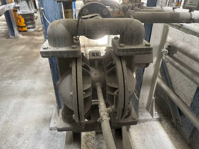 Wilden xps830 pneumatische membraan pomp - afbeelding 2 van  7