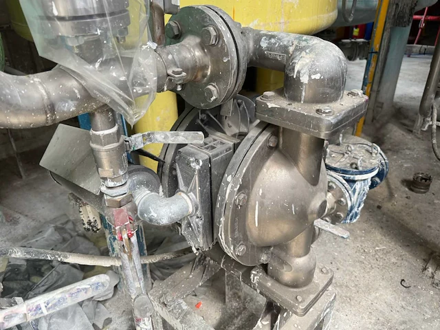 Wilden xps830 pneumatische membraan pomp - afbeelding 1 van  10