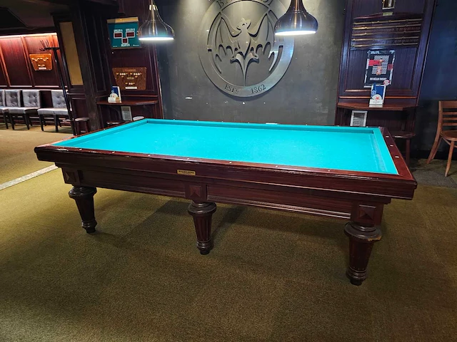 Wilhelmina amsterdam - biljarttafel met verlichting - afbeelding 1 van  6
