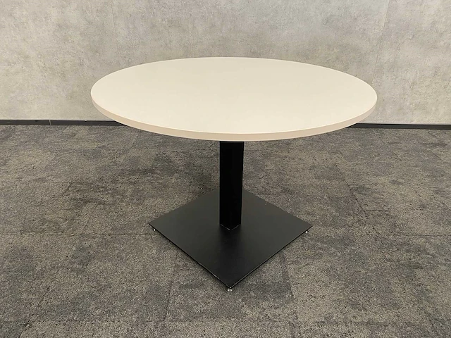 Wilkahn - 4p conferentieset ø110 - afbeelding 5 van  14