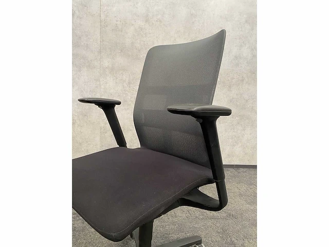 Wilkahn trimension 2022 - ergonomische bureaustoel - afbeelding 12 van  16