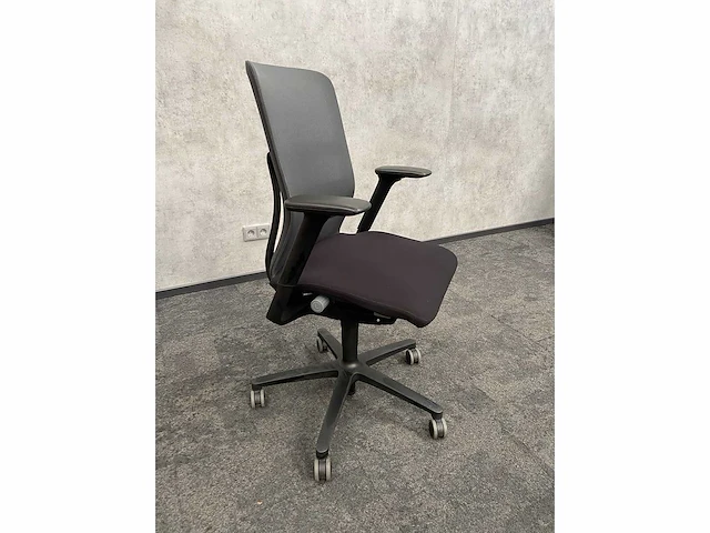 Wilkahn trimension 2022 - ergonomische bureaustoel - afbeelding 3 van  16