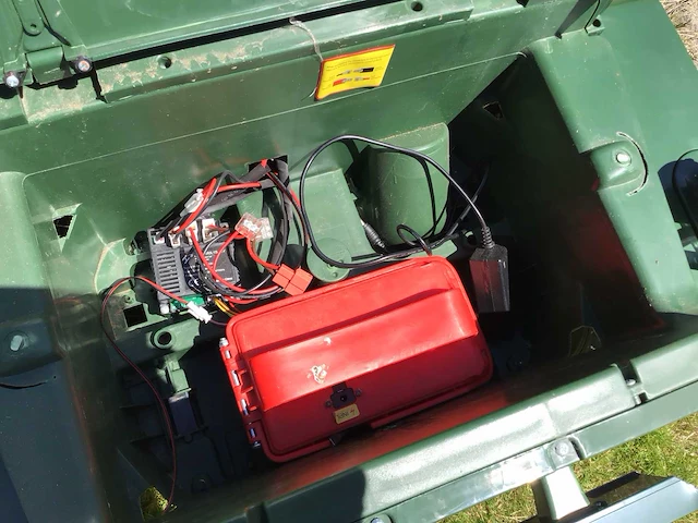 Willys mb jeep elektrische speelgoed auto - afbeelding 7 van  9