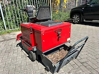 Wilms ks 1100 met opvangbak en elektrische starter - veeg/zuigmachine - afbeelding 1 van  13