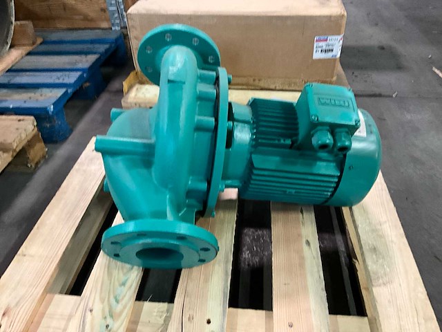 Wilo ipn80/224-4/4 inline centrifugaalpomp - afbeelding 2 van  6