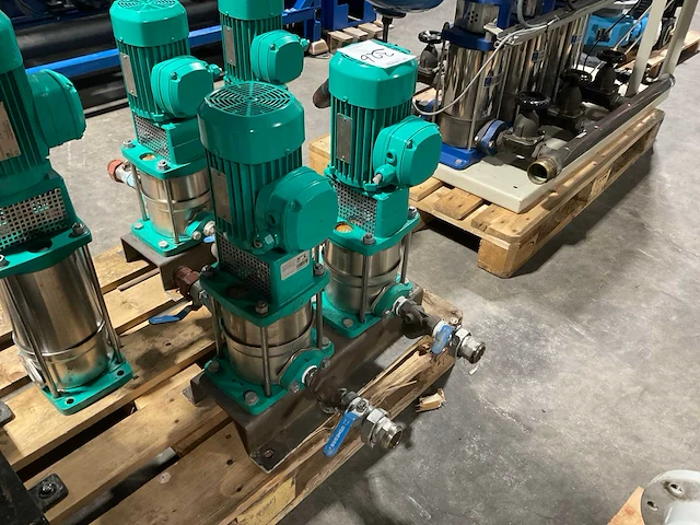Wilo mvi102-1/16/e/3-400-50-2 inline pompunit - afbeelding 2 van  2