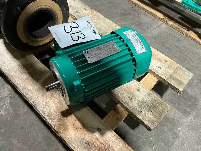 Wilo w071070-2-v18h elektromotor - afbeelding 2 van  6