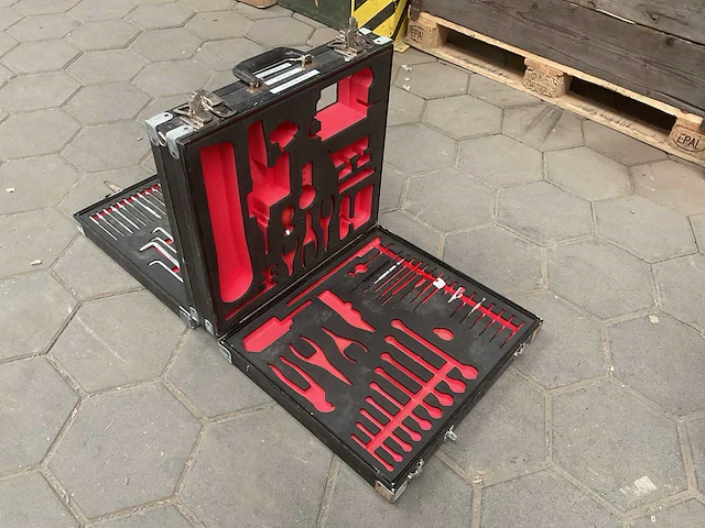 Wilson case gereedschapskoffer - afbeelding 1 van  6