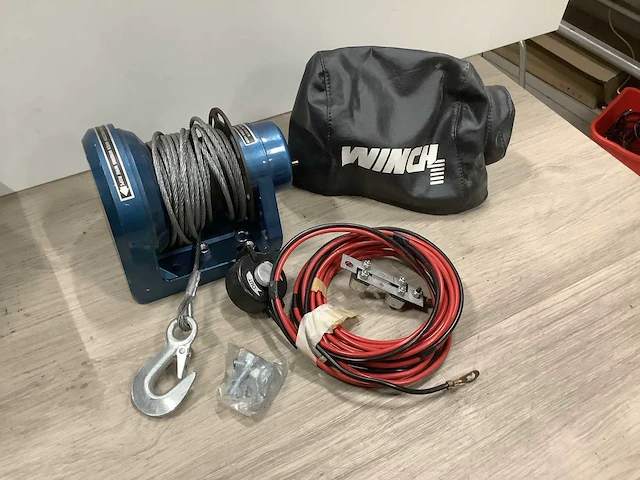 Winch 2000 lb. elektrische lier - afbeelding 3 van  4