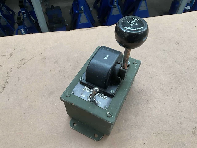 Winch control - afbeelding 3 van  6
