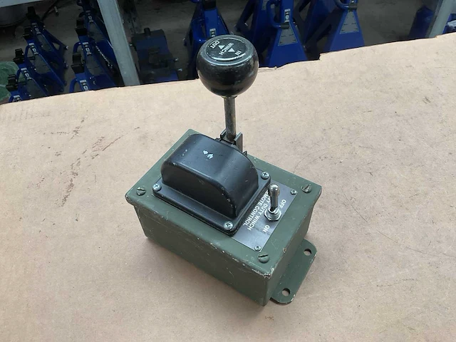 Winch control - afbeelding 4 van  6