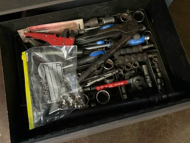 Windgassen hindrichs gevulde gereedschapswagen - afbeelding 2 van  10